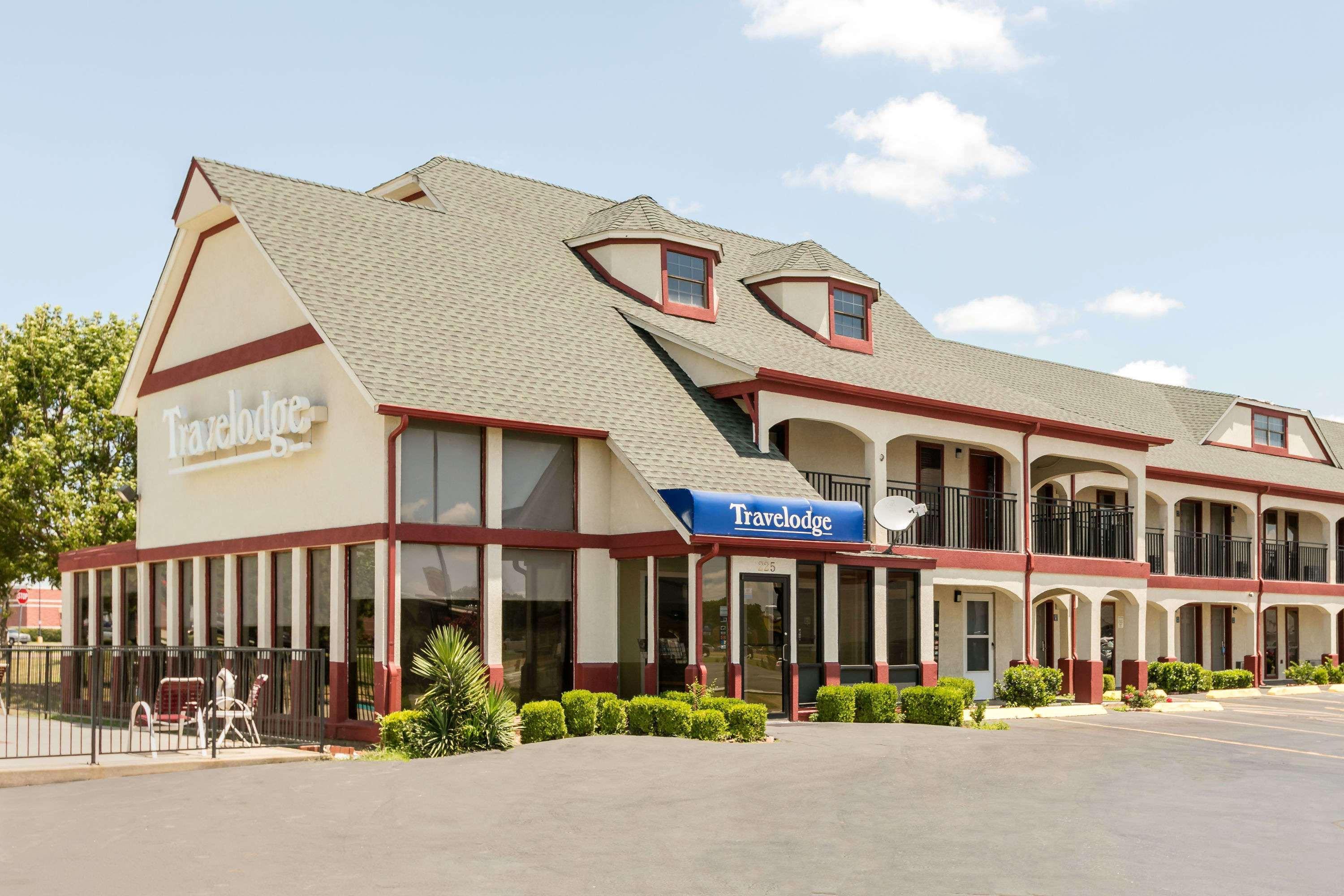 Travelodge Inn & Suites By Wyndham נורמן מראה חיצוני תמונה